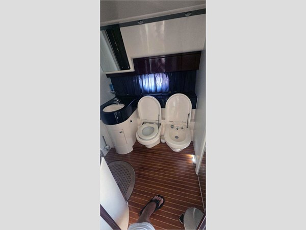60' PRINCESS 1996 FLYBRIDGE SPORT CRUISER - Яхта на продажу