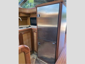 51' Mochi 2005 Dolphin 14 