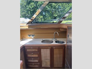 51' Mochi 2005 Dolphin 15 