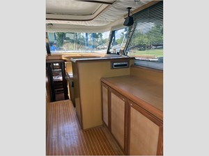 51' Mochi 2005 Dolphin 16 