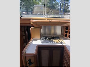 51' Mochi 2005 Dolphin 17 
