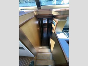 51' Mochi 2005 Dolphin 18 