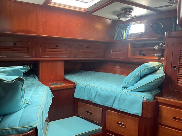 MALAMOK, Little Harbor 46 Aft Stateroom