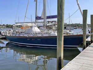MALAMOK 1 MALAMOK, Little Harbor 46 at Dock