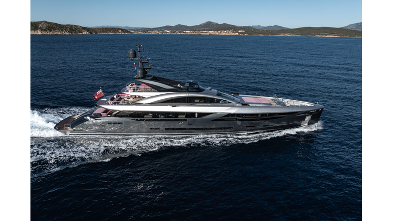 FLYING DAGGER III - Yacht for sale