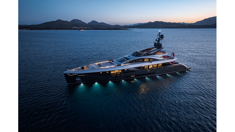 FLYING DAGGER III - Yacht for sale