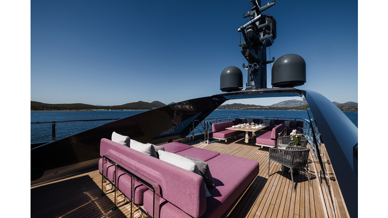 FLYING DAGGER III - Yacht for sale