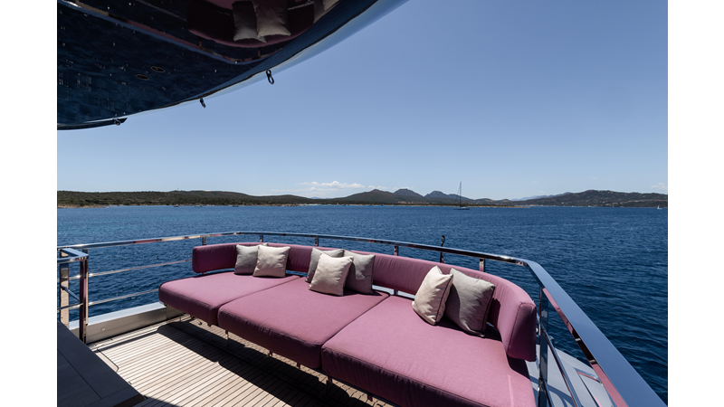 FLYING DAGGER III - Yacht for sale