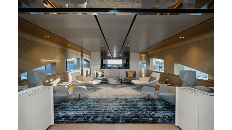 FLYING DAGGER III - Yacht for sale