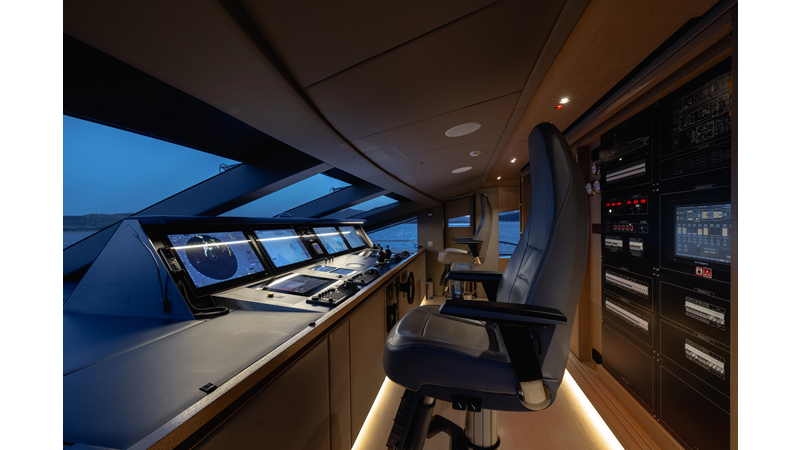 FLYING DAGGER III - Yacht for sale