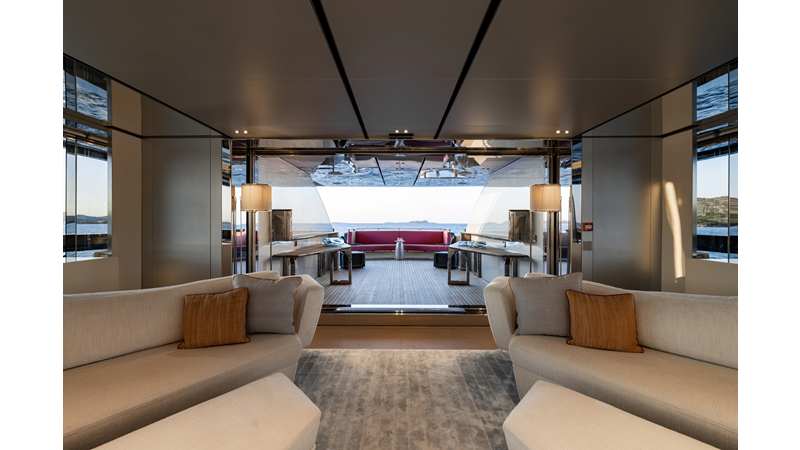 FLYING DAGGER III - Yacht for sale