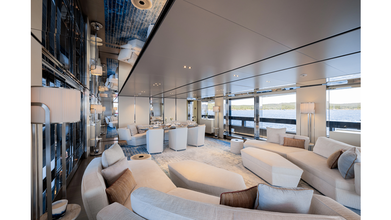 FLYING DAGGER III - Yacht for sale