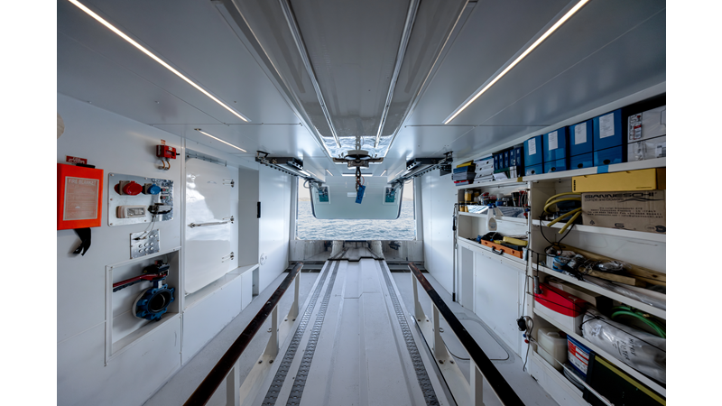 FLYING DAGGER III - Yacht for sale