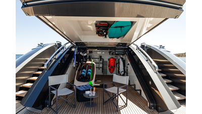 FLYING DAGGER III 9 