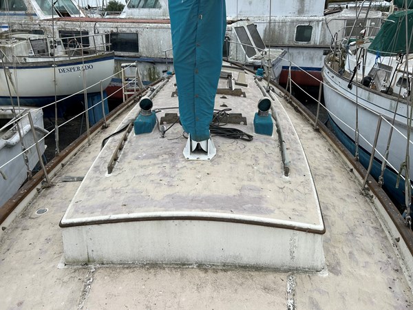 Cabin top looking Aft
