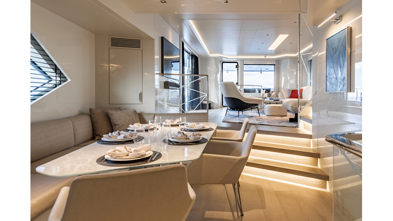 HULL #5 - Yacht for sale