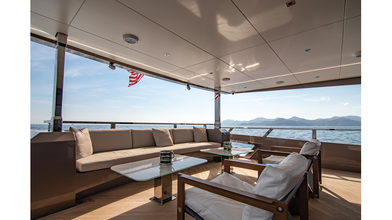 HULL #5 - Yacht for sale