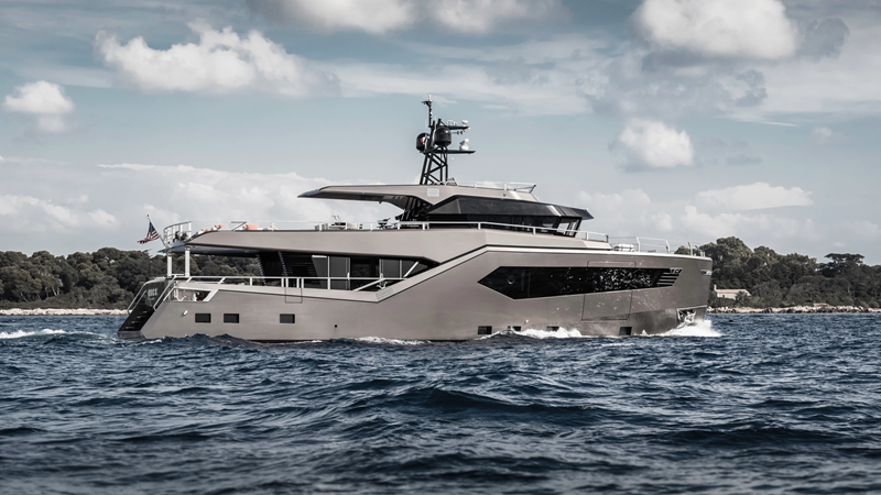 HULL #5 - Yacht for sale