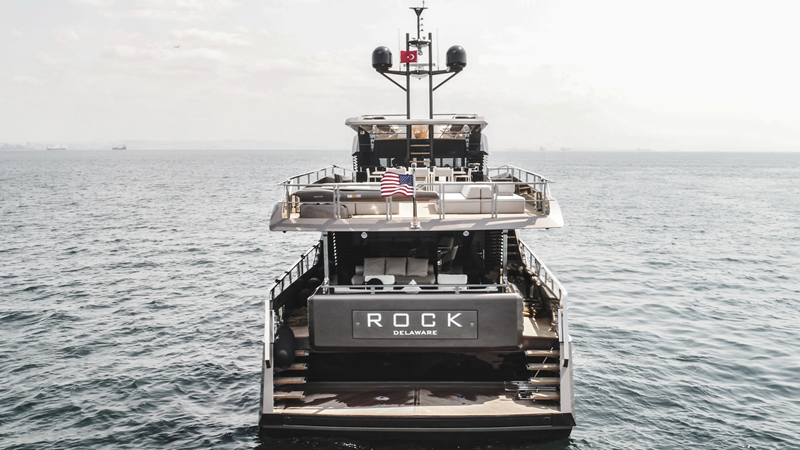 HULL #5 - Yacht for sale
