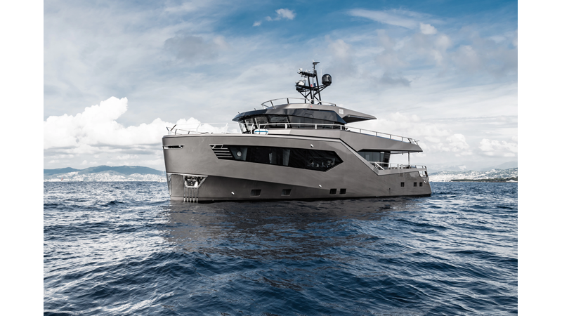 HULL #5 - Yacht for sale