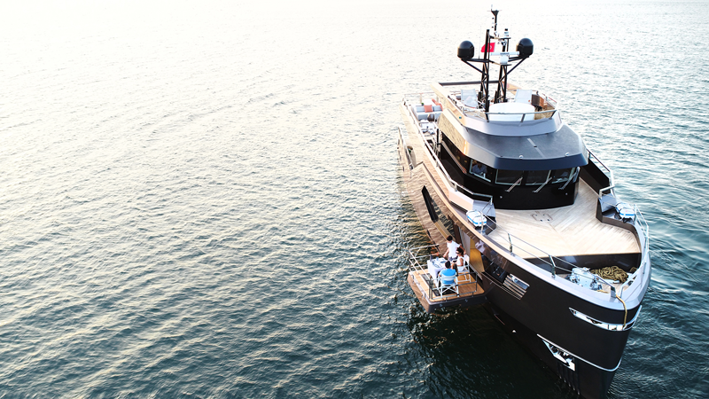 HULL #5 - Yacht for sale