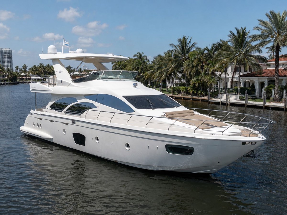 75FT AZIMUT 2010, MINIMAL RISK