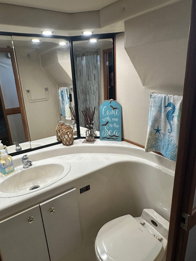 VIP Stateroom Head