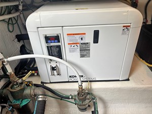 2010 BackCove 33, Lenora Marie, Generator
