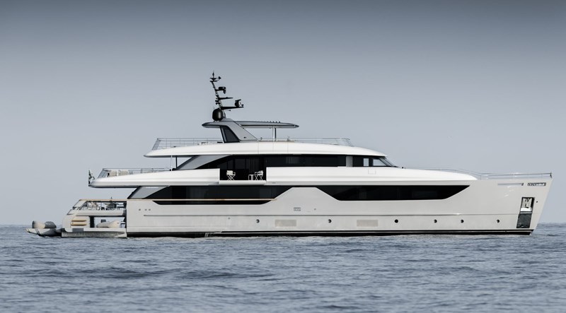 TOO COOL - Yacht for sale