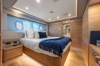 CENTURION 48 