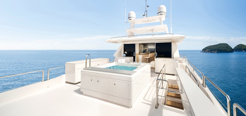 Horizon FD80 Hull 19 boat deck with hot tub.