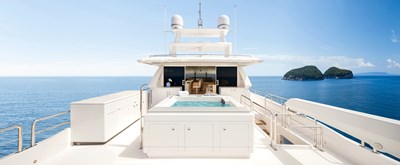 Horizon FD80 Hull 19 boat deck with hot tube and storage.