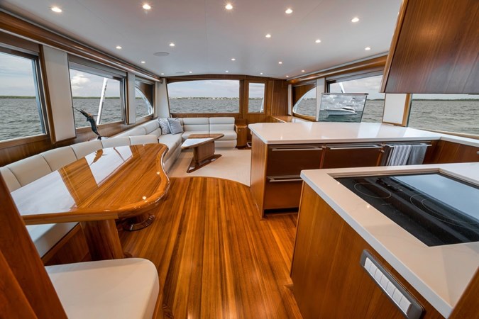 GENESIS - Yacht in vendita