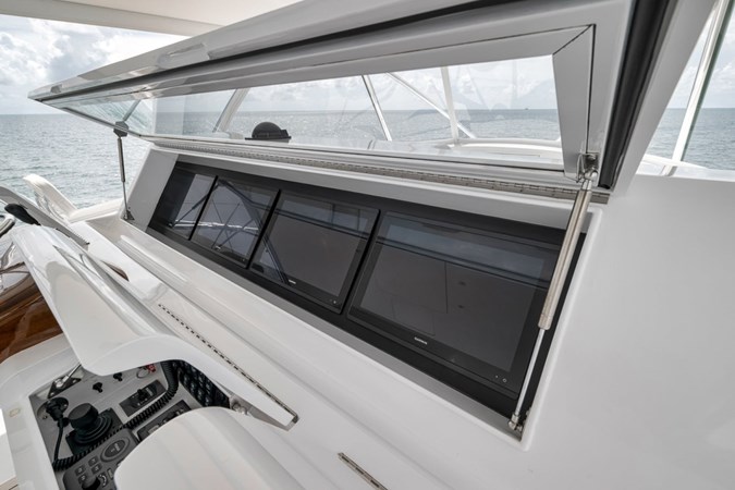 GENESIS - Yacht in vendita