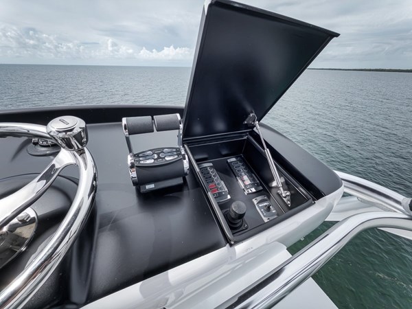 GENESIS - Yacht in vendita