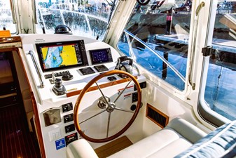 GOOMBAY 9 7 Pilothouse
