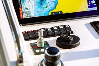 GOOMBAY 11 9 Helm Station