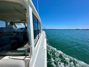 GOOMBAY 32 28 Exterior