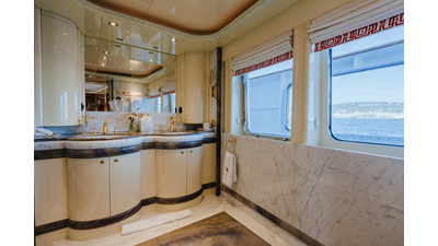 LADY LUCY 20 