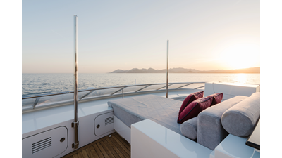 LADY LUCY 40 
