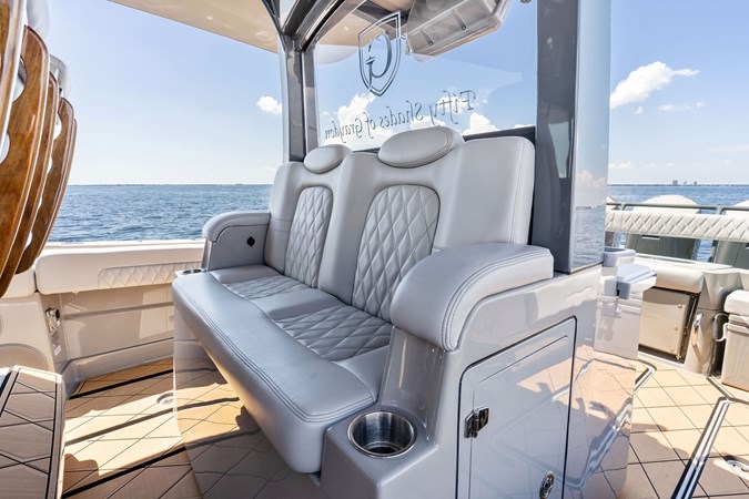 FIFTY SHADES OF GRAYDON - Yacht zu verkaufen