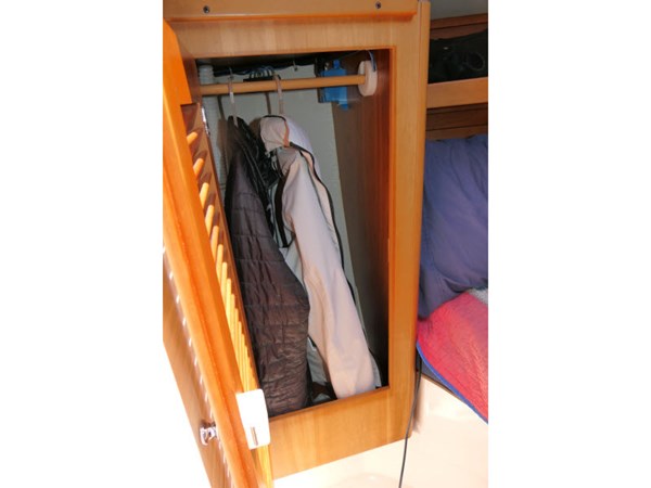 Master Locker Port