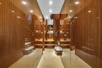 Accommodation companionway