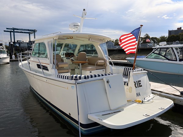 REVERIE, 2016 Back Cove 30, Port Qtr and Swim Platform