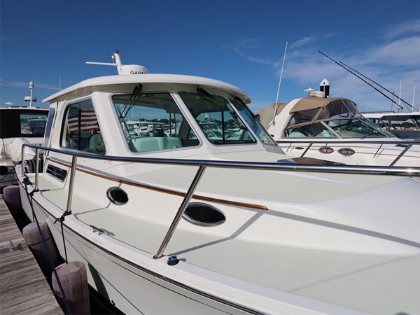 REVERIE, 2016 Back Cove 30, Trunk Cabin and Windshield, Looking Aft
