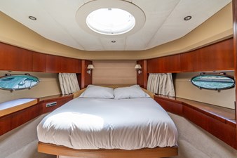 Princess V70 34 