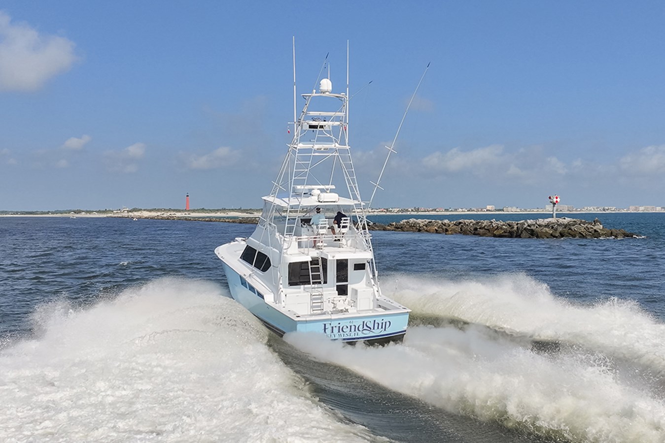 Port quarter profile while underway