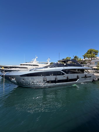 GLA - Yacht for sale