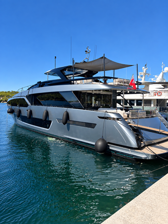 GLA - Yacht for sale