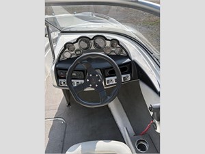 21' Bayliner 2011 215 7 